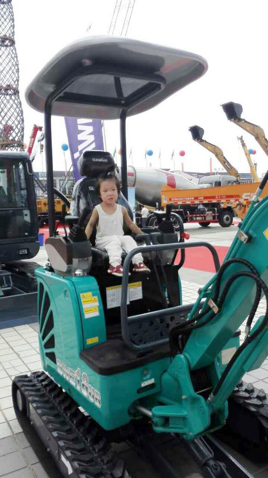 到“海博会”邂逅胜游网电脑版_胜游(中国)智能“两挖”精品