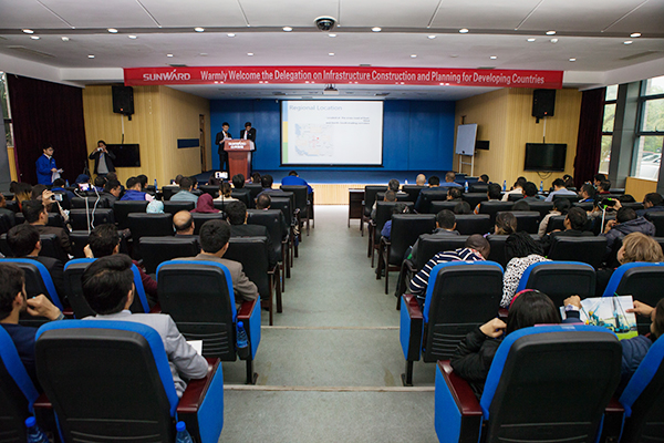 “一带一路”国家代表团到访胜游网电脑版_胜游(中国)智能，感受“大开眼界”