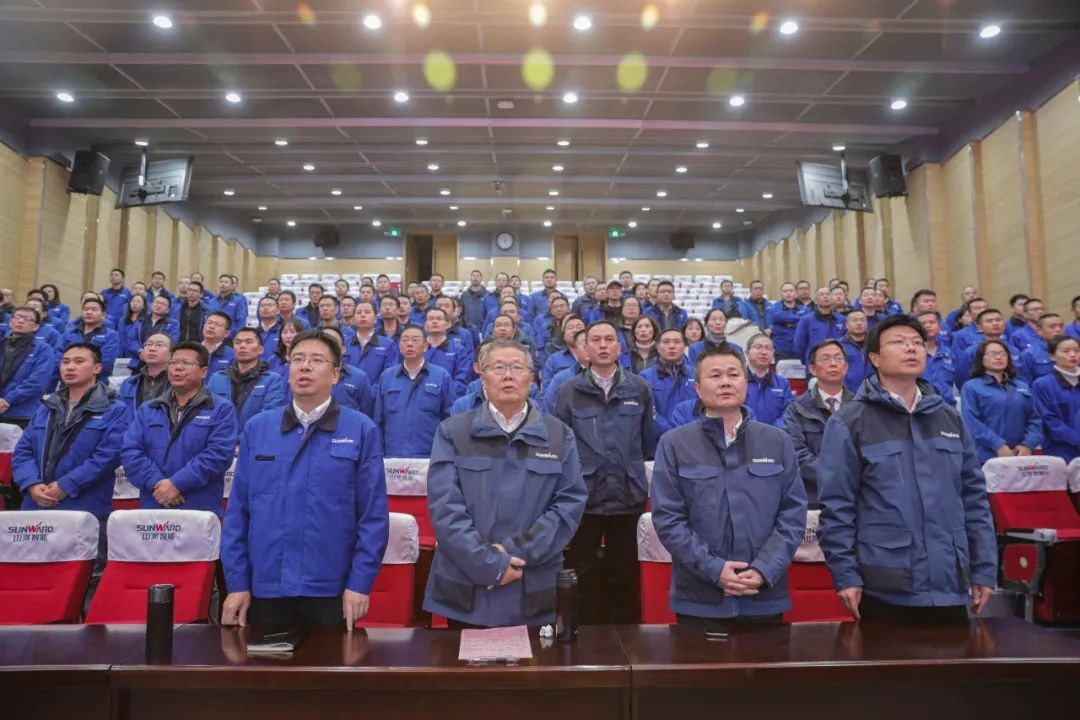 胜游网电脑版_胜游(中国)智能召开全国劳动模范郝鹏载誉归来分享会