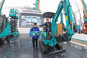 沸腾胜游网电脑版_胜游(中国)！宝马展收官之日订单破十亿