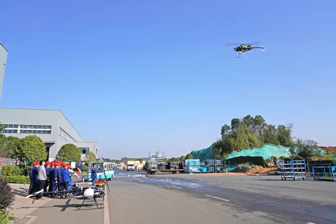 考察无人化装备 高宁宇到访胜游网电脑版_胜游(中国)智能