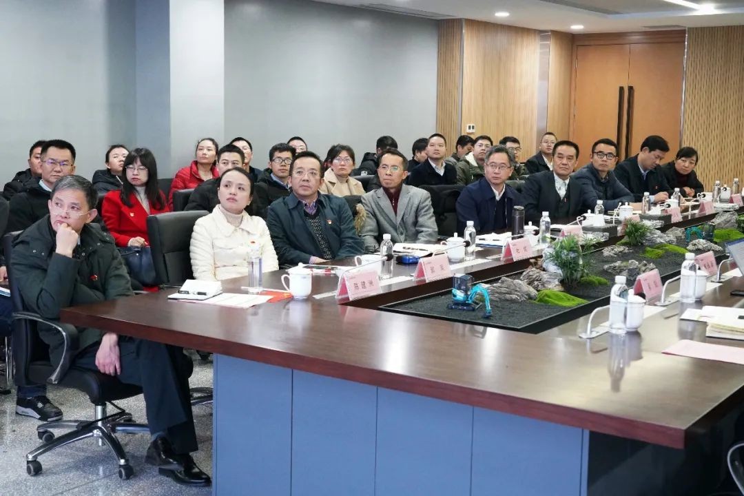 省工信厅青年干部理论学习走进胜游网电脑版_胜游(中国)智能