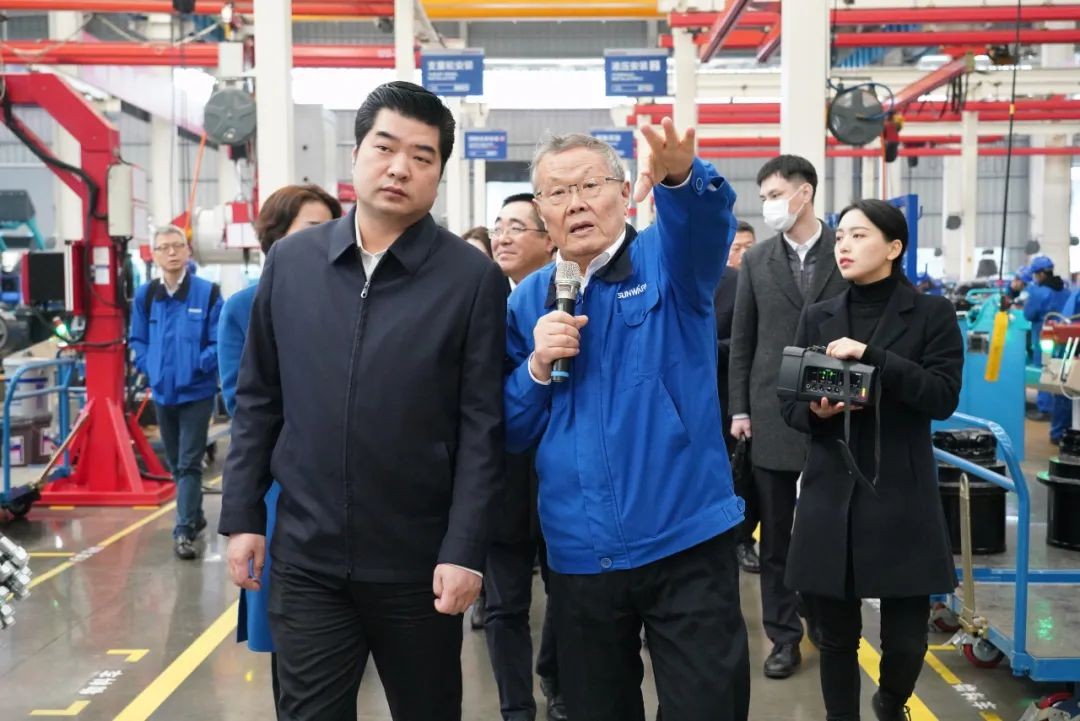 湘江集团党委书记张利刚率队考察胜游网电脑版_胜游(中国)智能