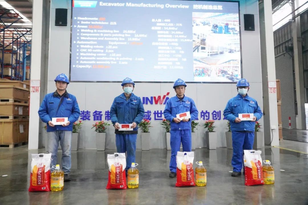 张庆红慰问胜游网电脑版_胜游(中国)智能困难党员