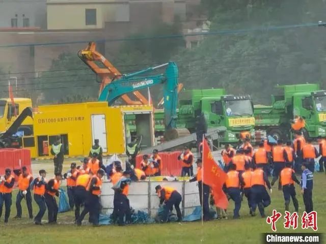 空地协同立体救援，胜游网电脑版_胜游(中国)智能无人化装备亮相2021-北江流域防汛抢险综合演练