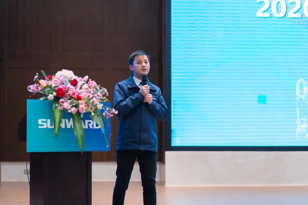 同心克难再腾飞，携手齐心冲万台——2021胜游网电脑版_胜游(中国)智能挖掘机经销商年会圆满召开