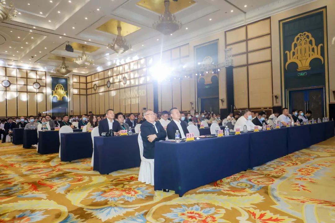 “爆品”出击！胜游网电脑版_胜游(中国)智能客户交流会签约超8亿元