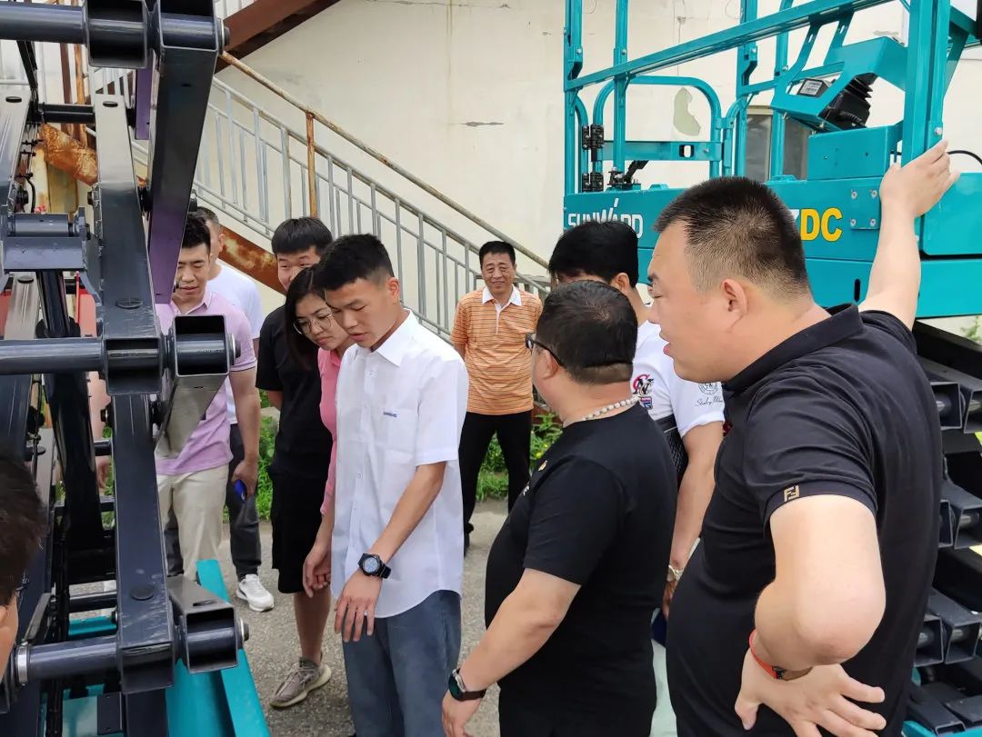 同梦同行 借势腾飞——辽宁宏信&胜游网电脑版_胜游(中国)智能举办主题庆典活动