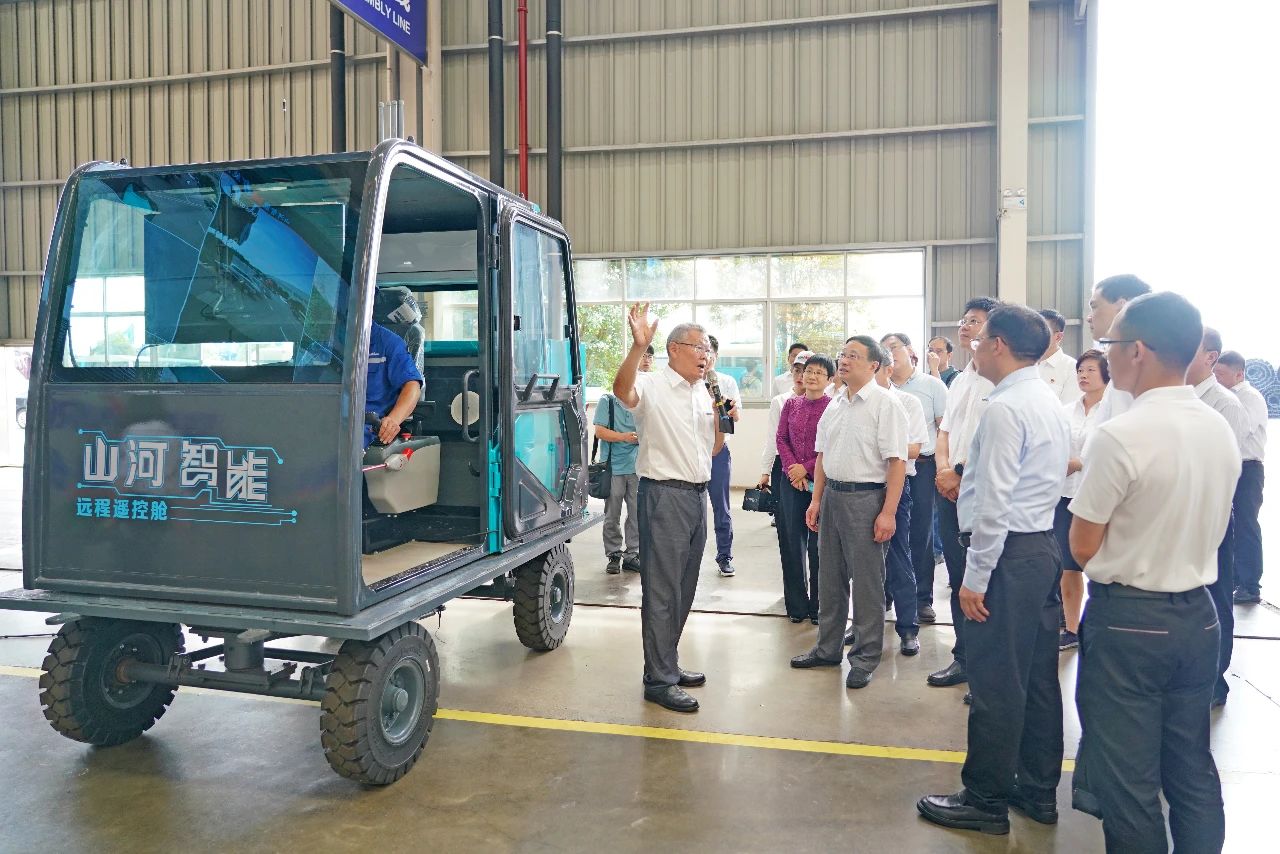 国家统计局总经济师毛盛勇率团调研考察胜游网电脑版_胜游(中国)智能