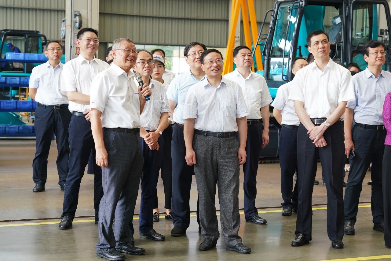 国家统计局总经济师毛盛勇率团调研考察胜游网电脑版_胜游(中国)智能