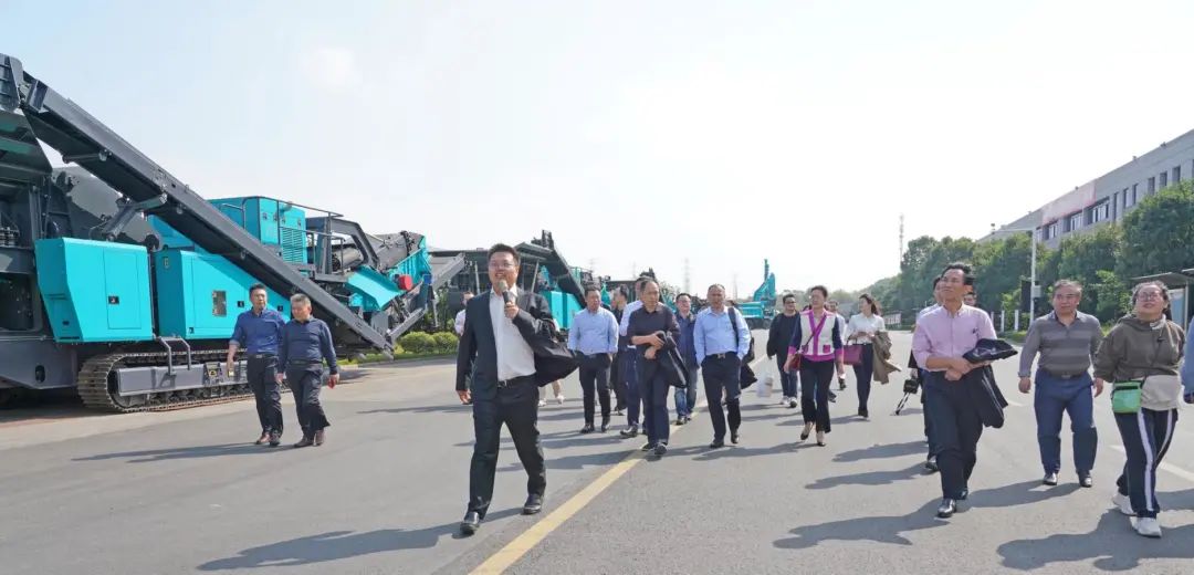 湖南省矿业协会第二届一次会员代表大会暨第二届一次理事会在胜游网电脑版_胜游(中国)智能顺利召开