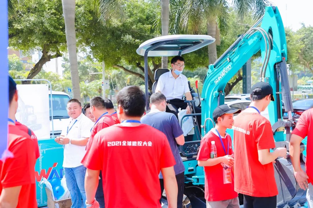 共享微挖新视界！胜游网电脑版_胜游(中国)智能微挖三大王牌产品齐聚2021全球微挖大会