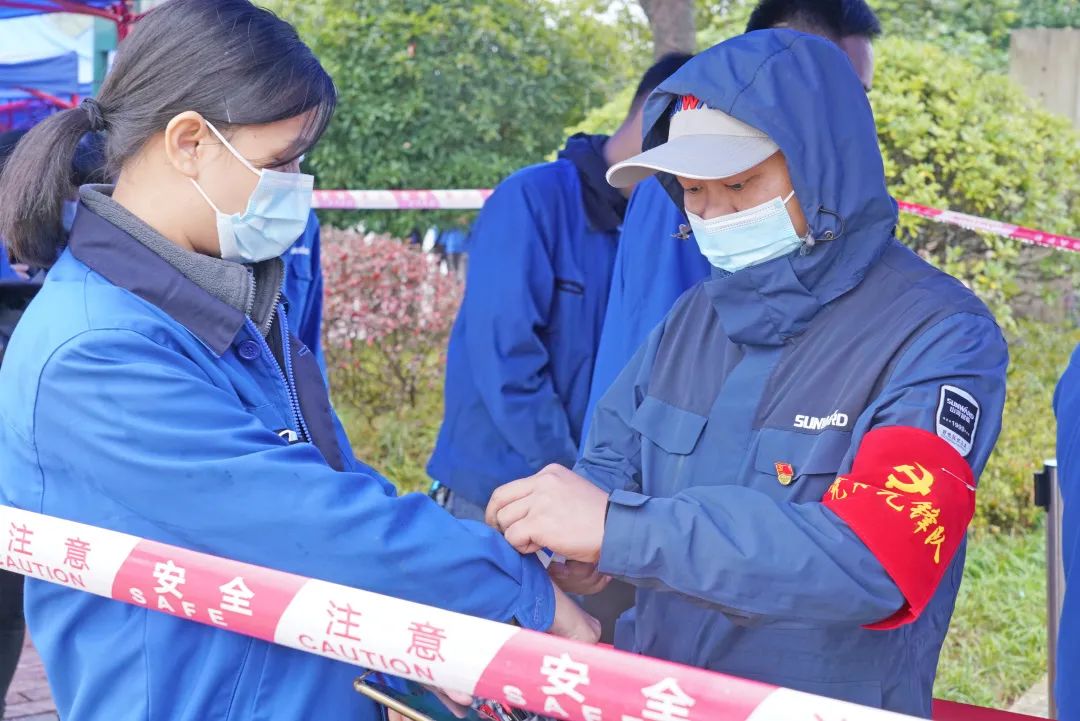 采样完成率近100%！胜游网电脑版_胜游(中国)智能第一时间开展全员核酸检测，保障安全生产