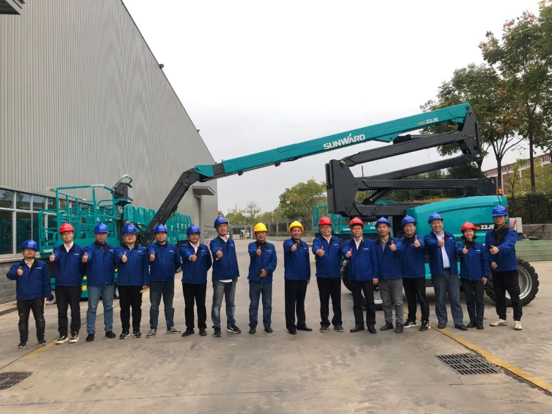 同级别作业高度最高！胜游网电脑版_胜游(中国)智能首款自主研发电动臂式高空作业平台下线