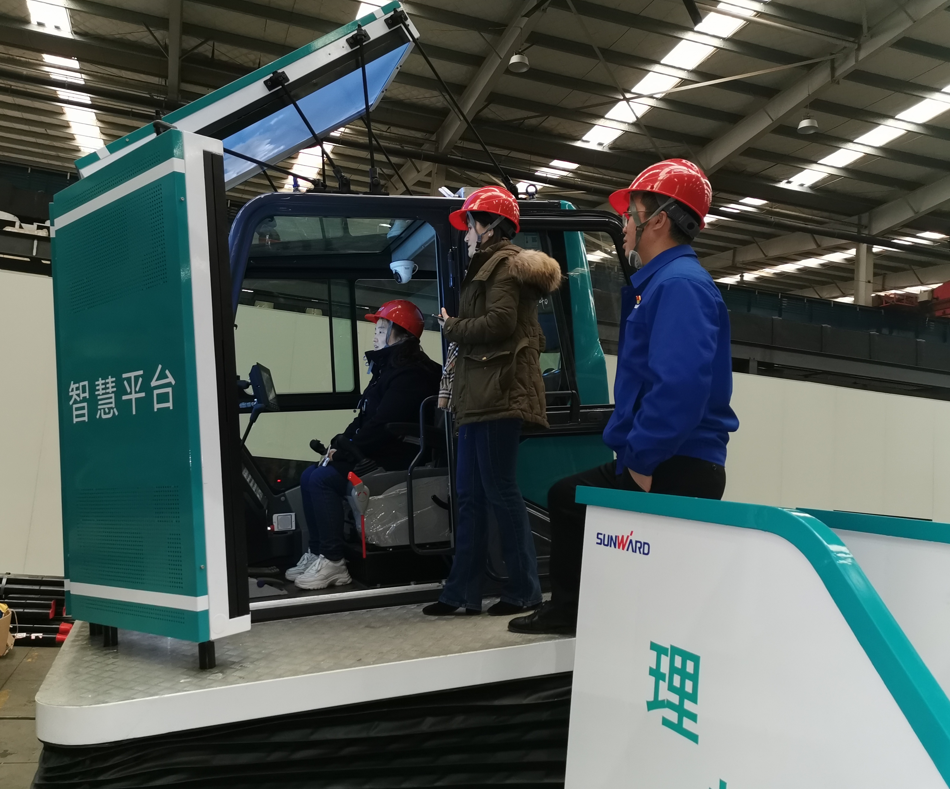 湖南省人工智能学会秘书长陈爱斌一行考察调研胜游网电脑版_胜游(中国)智能