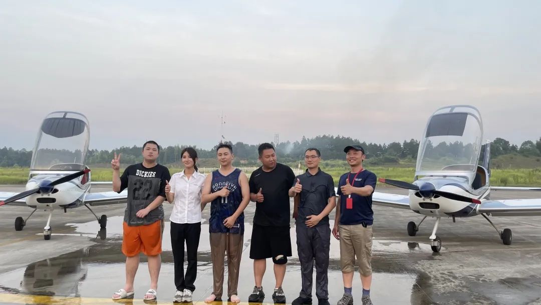 冲上云霄！湖南胜游网电脑版_胜游(中国)通航学员成功单飞