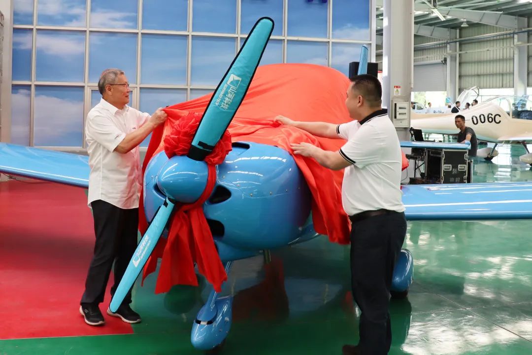 23个月交付100架!胜游网电脑版_胜游(中国)航空第 199、200 架阿若拉飞机顺利下线交付