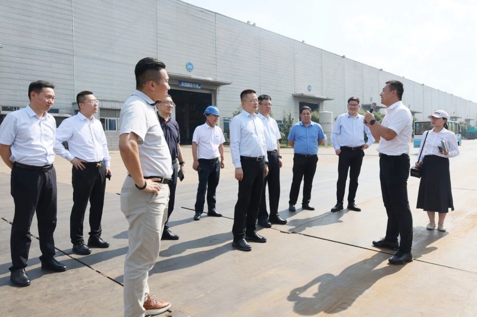 共商合作,建华控股有限公司董事长汪贵华到访胜游网电脑版_胜游(中国)智能