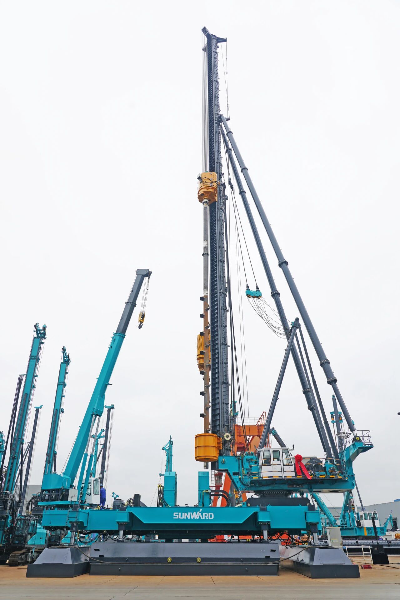 破局深基施工！胜游网电脑版_胜游(中国)智能搅拌中掘植桩一体机重磅交付