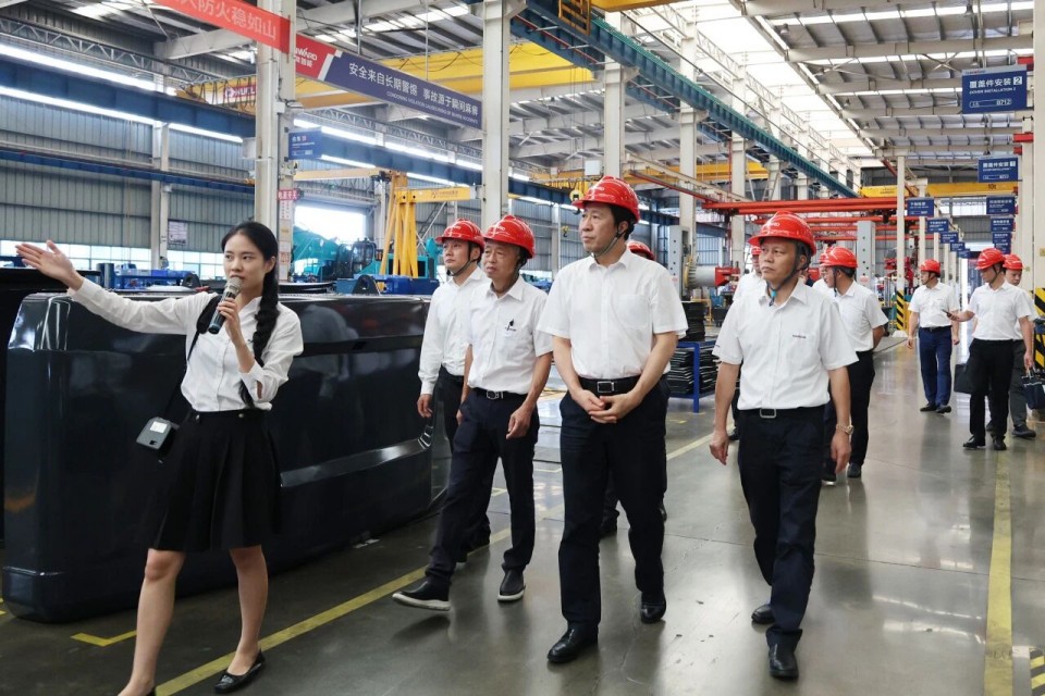 中国煤炭地质总局局长马刚到访胜游网电脑版_胜游(中国)智能，共谋绿色智能矿山装备发展新路径