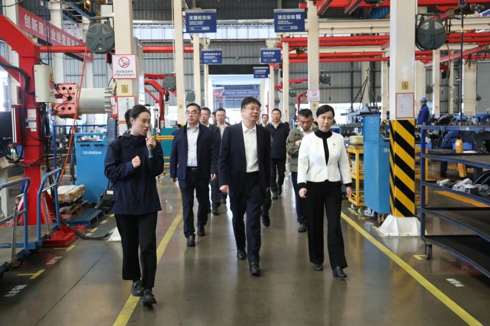 聚焦应急装备研发生产，共探实战适配新路径——广州市应急管理局党委书记、局长叶芳调研胜游网电脑版_胜游(中国)智能