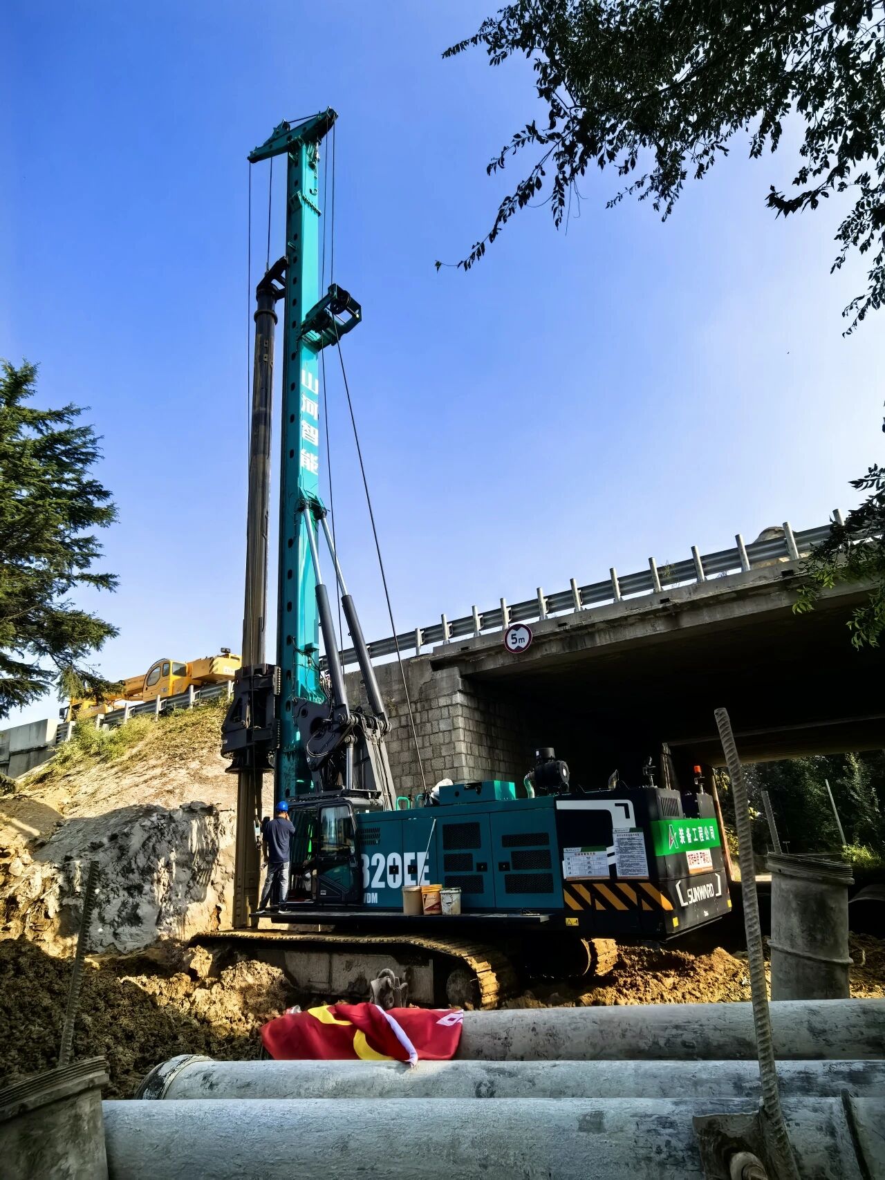 胜游网电脑版_胜游(中国)智能增程式电动旋挖钻机助力山东高速建设，绿色施工成效显著