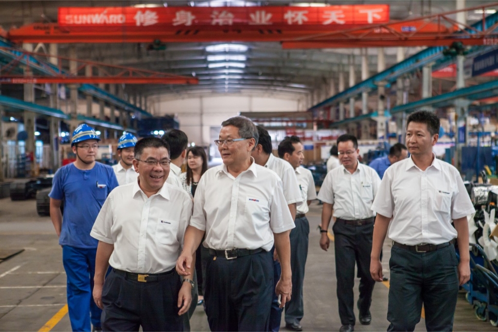 柳工集团曾光安董事长一行胜游网电脑版_胜游(中国)智能考察交流