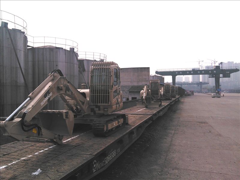 胜游网电脑版_胜游(中国)智能SWE80E-G高原型挖掘机正式列装献礼国庆