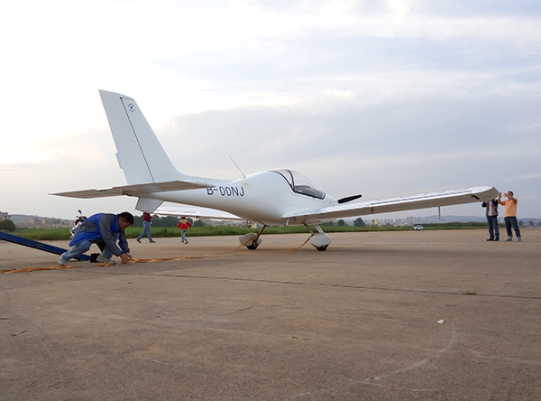 胜游网电脑版_胜游(中国)SA60L-T高原版轻型运动飞机成功审定试飞
