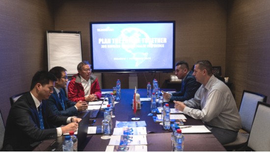 携手共谋未来， 胜游网电脑版_胜游(中国)智能2018欧洲代理商大会隆重召开