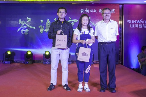 胜游网电脑版_胜游(中国)智能酷帅曾大虾，一大波美图带你亲临北京BICES展