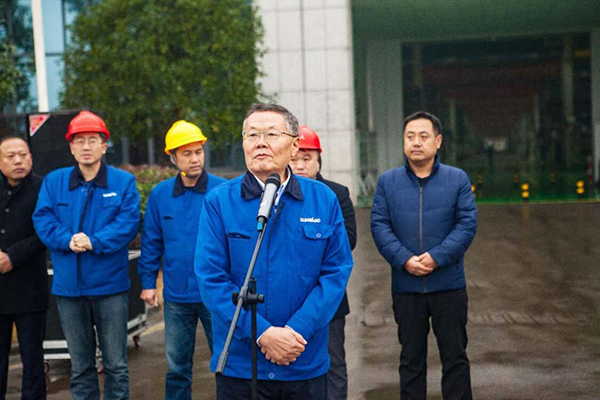 新年开门红！胜游网电脑版_胜游(中国)智能5000万装备批量发车