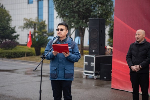 新春开门红！胜游网电脑版_胜游(中国)智能1.2亿订单火爆发车