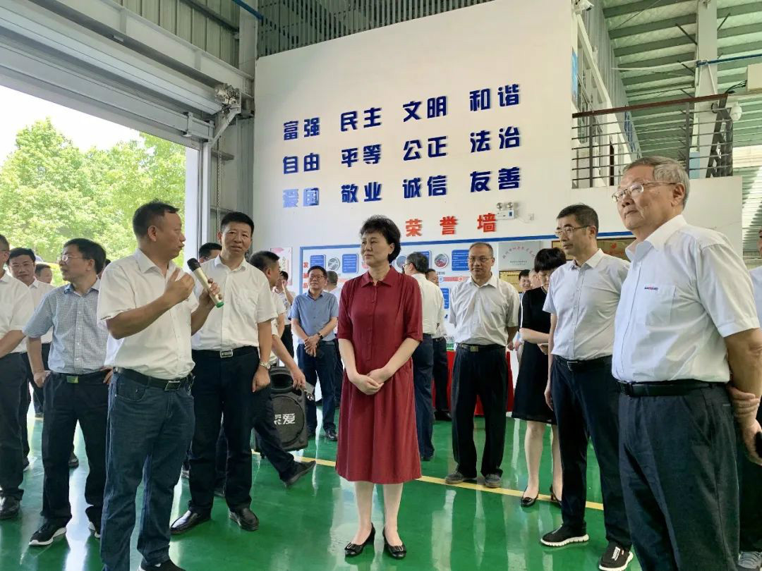 省委常委、统战部部长黄兰香考察调研胜游网电脑版_胜游(中国)科技