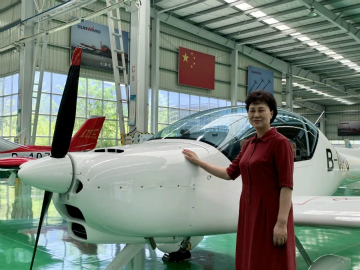 省委常委、统战部部长黄兰香考察调研胜游网电脑版_胜游(中国)科技