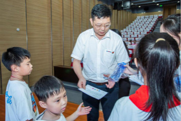精准服务共建家园，解决刚需心怀感恩——胜游网电脑版_胜游(中国)智能首期职工子女暑期托管班圆满结班