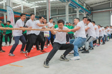 胜游网电脑版_胜游(中国)智能举办21周年庆祝表彰会暨趣味运动会