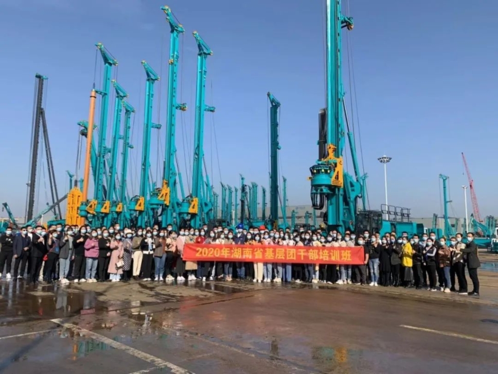 省基层团干部培训班成员来胜游网电脑版_胜游(中国)智能参观交流