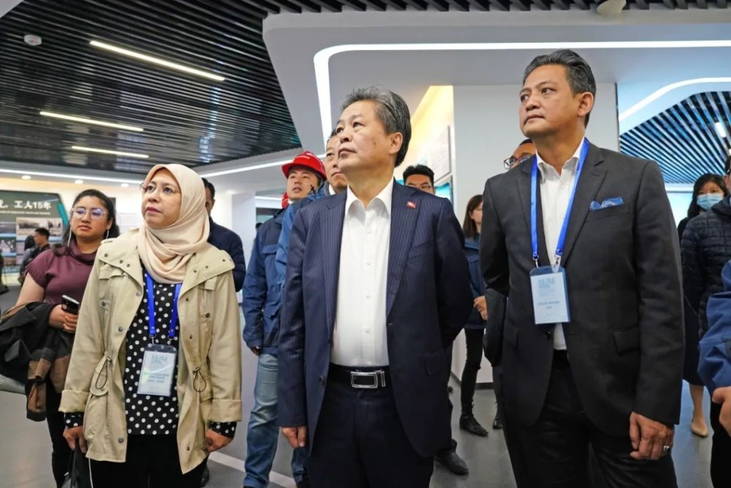 东盟联合参访团考察胜游网电脑版_胜游(中国)智能