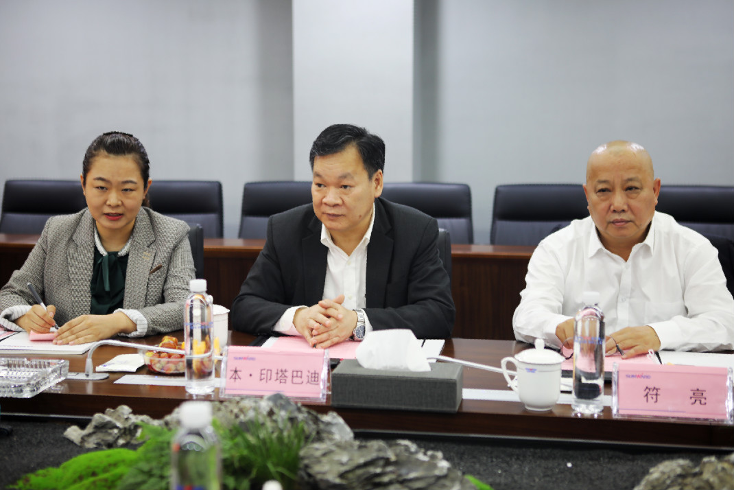 老挝长沙总领事本·印塔巴迪考察胜游网电脑版_胜游(中国)智能