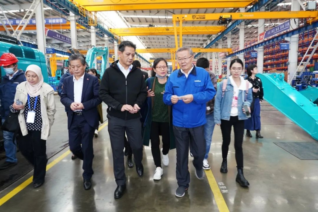 东盟联合参访团考察胜游网电脑版_胜游(中国)智能